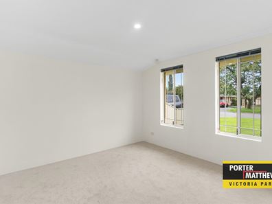 72B Mallard Way, Cannington WA 6107