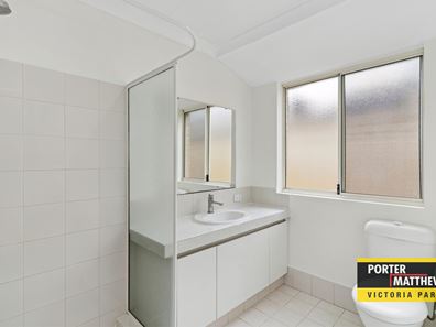 72B Mallard Way, Cannington WA 6107