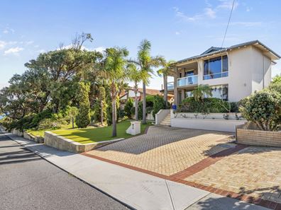 29 Clontarf Street, Sorrento WA 6020