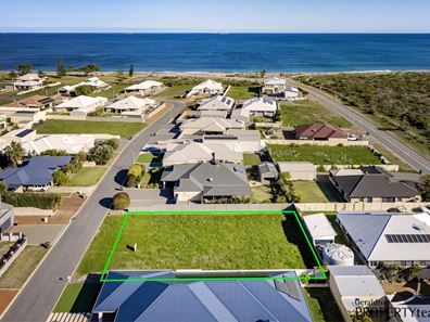 23 Wave Crest Circle, Drummond Cove WA 6532