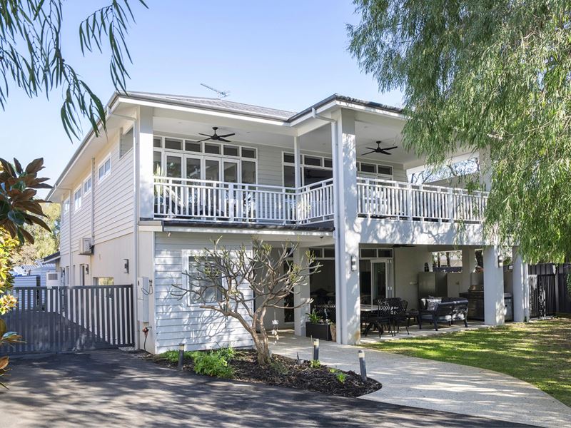 856 Geographe Bay Road, West Busselton WA 6280
