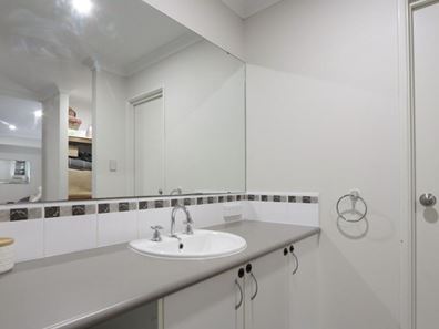 20 Munich Link, Piara Waters WA 6112