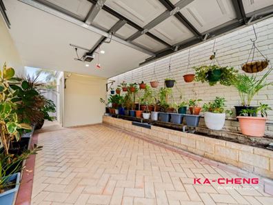 4/1 Harold Street, Dianella WA 6059