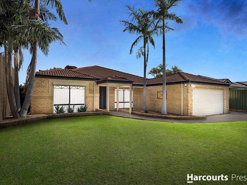 8 Showman Glade, Huntingdale