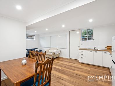 48 Pilgrim Way, Hamilton Hill WA 6163