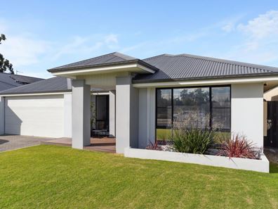 327 Woollcott Avenue, Brabham WA 6055
