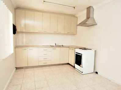 4/39 Delphine Avenue, Dianella WA 6059