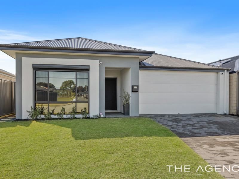 16 Formby Road, Meadow Springs