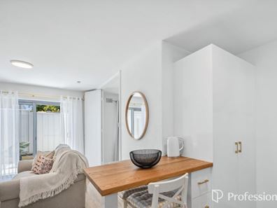 11/320 Canning Highway, Bicton WA 6157