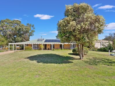 29 Bulara Road, Greenfields WA 6210