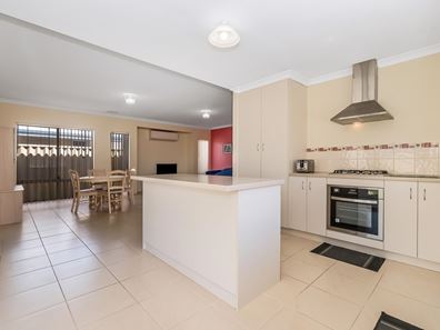 11 Stillwater Street, Southern River WA 6110