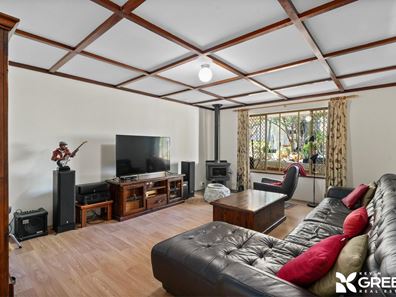 208 McLarty Road, Halls Head WA 6210