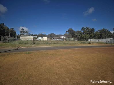 43 Arthur Street, Darkan WA 6392