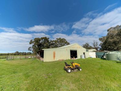 99 River Road, Hopeland WA 6125