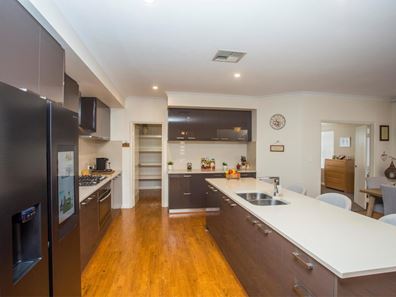 98 Grand Ocean Entrance, Burns Beach WA 6028
