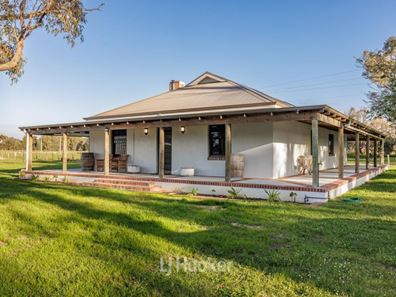 17 Venn Road, Dardanup West WA 6236