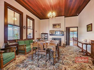 10 Falcon Street, Narrogin WA 6312