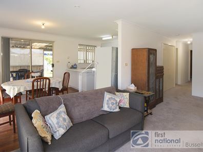 2/12 Donnelly Court, West Busselton WA 6280
