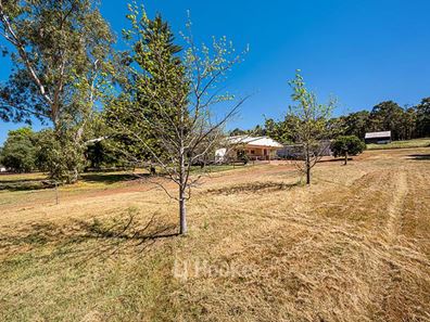 30 Foster Street, Collie WA 6225
