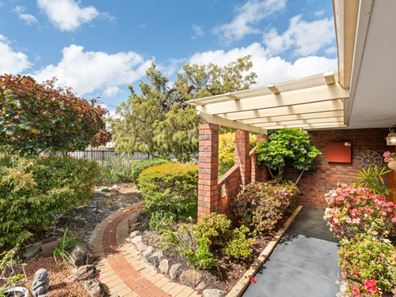 40 Bernera Drive, Willetton WA 6155
