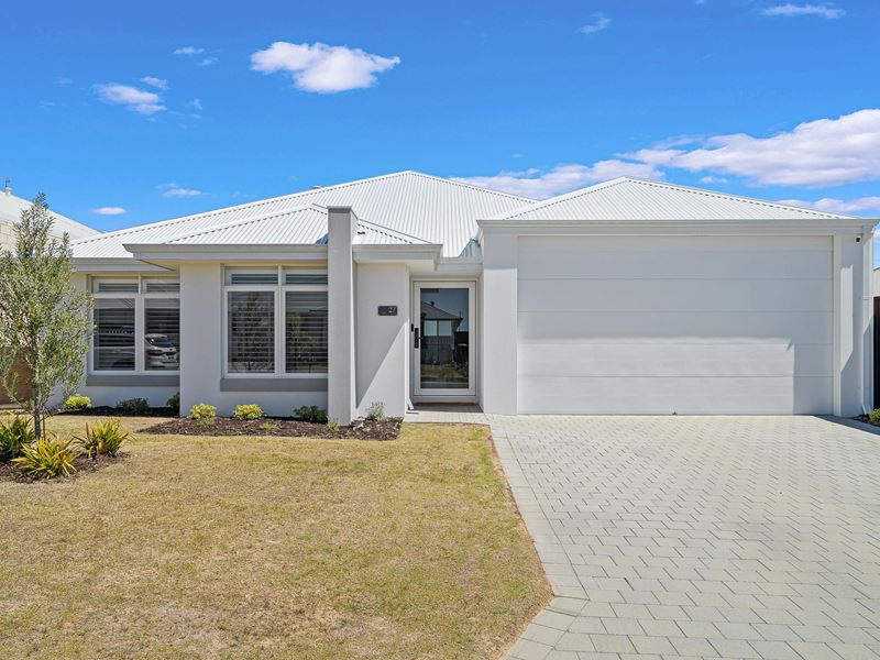27 Westport Street, Madora Bay