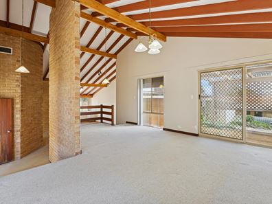 6 Tifera Circle, Kallaroo WA 6025