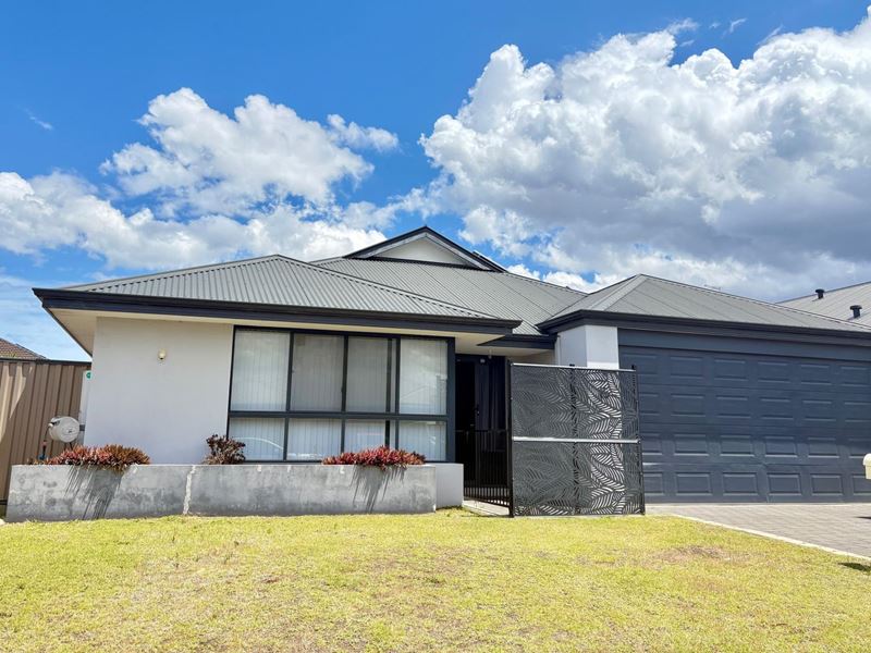 15 Halcyon Crescent, Aveley WA 6069