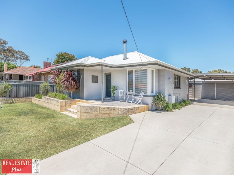6 Clianthus Way, Koongamia WA 6056