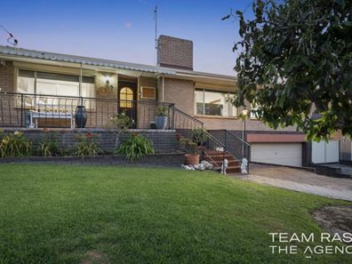 14 Bladon Way, Swan View WA 6056