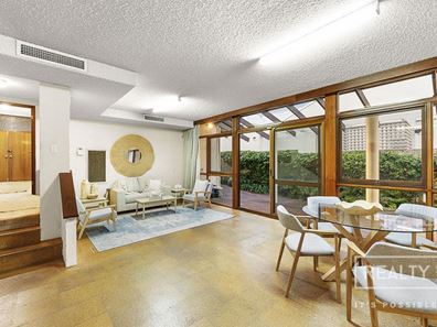 60 Clement Drive, Karrinyup WA 6018