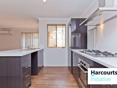 2/15 Forrest Road, Armadale WA 6112