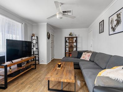 112 Sylvester Street, Coolgardie WA 6429