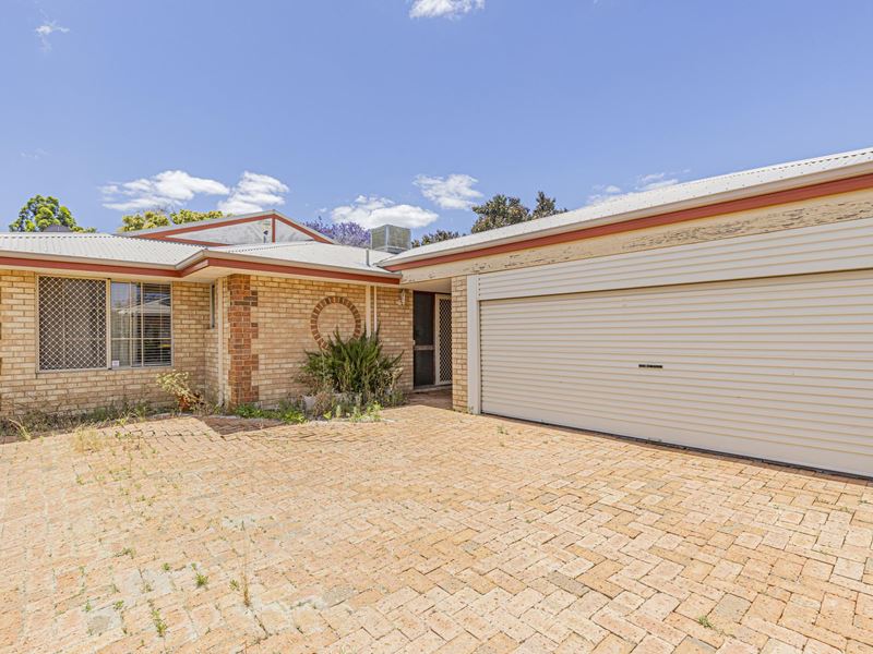 2/36 Crawshaw Crescent, Manning