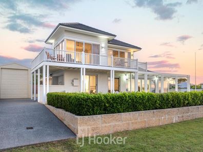 944 Geographe Bay Road, Geographe WA 6280
