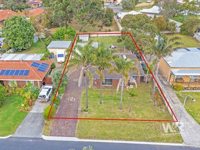 9 Andorra Road, Orana WA 6330