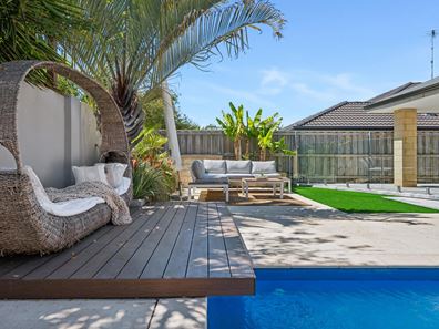1 Pictum Way, Halls Head WA 6210