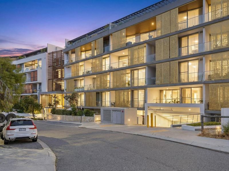 74/2 Milyarm Rise, Swanbourne WA 6010