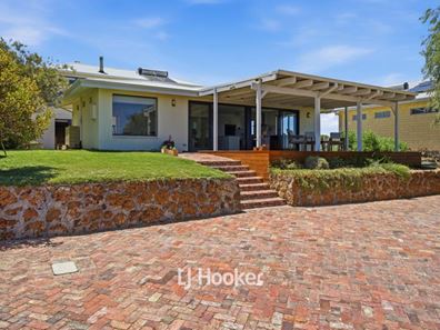 28 West Coast Drive, Binningup WA 6233