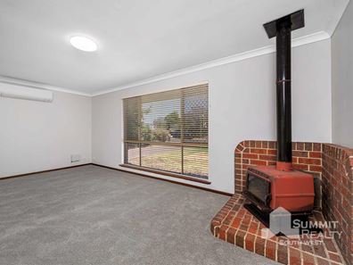 4 Waratah Terrace, Eaton WA 6232
