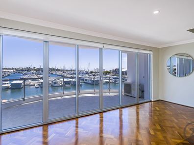 14/1 Breakwater Parade, Mandurah WA 6210