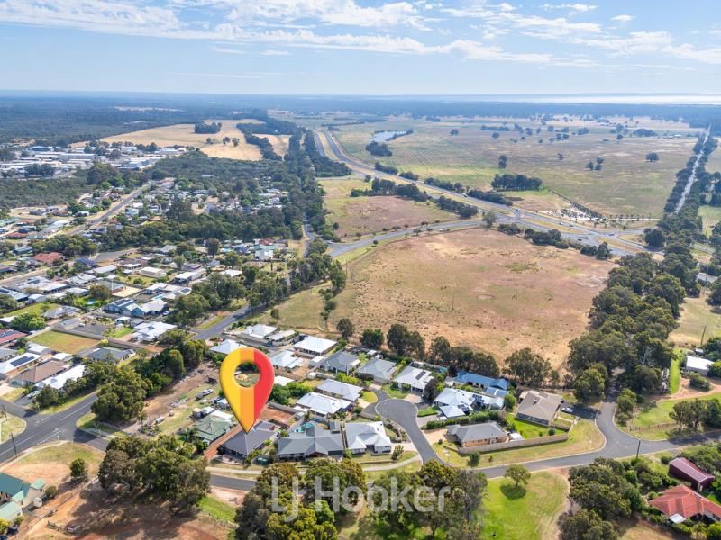 39 West Road, Capel WA 6271