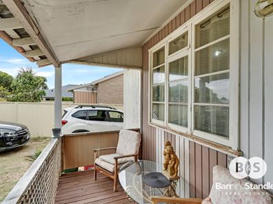 9 Woonnar Street, Carey Park WA 6230