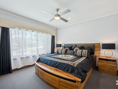 5 Stenton Corner, Leeming WA 6149