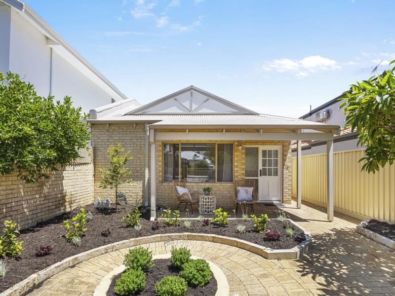 77 Bay View Terrace, Claremont