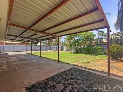 5 Watts Place, Baynton WA 6714