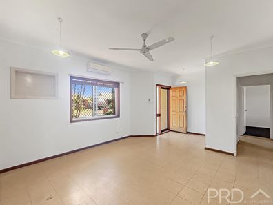 5 Watts Place, Baynton WA 6714