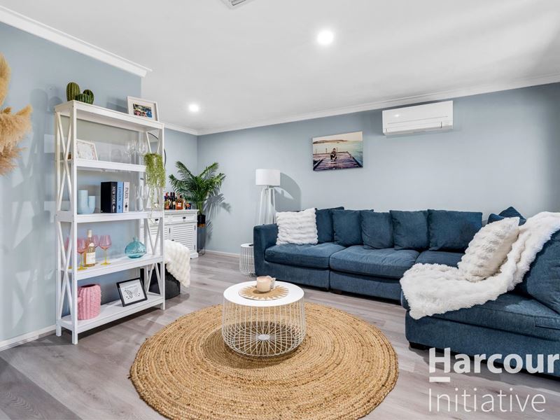 13 Nanovich Avenue, Girrawheen WA 6064