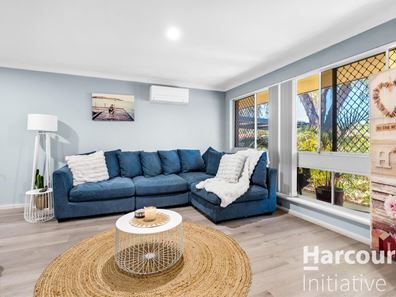 13 Nanovich Avenue, Girrawheen WA 6064