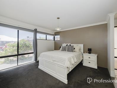 60 Billericay Circuit, Butler WA 6036