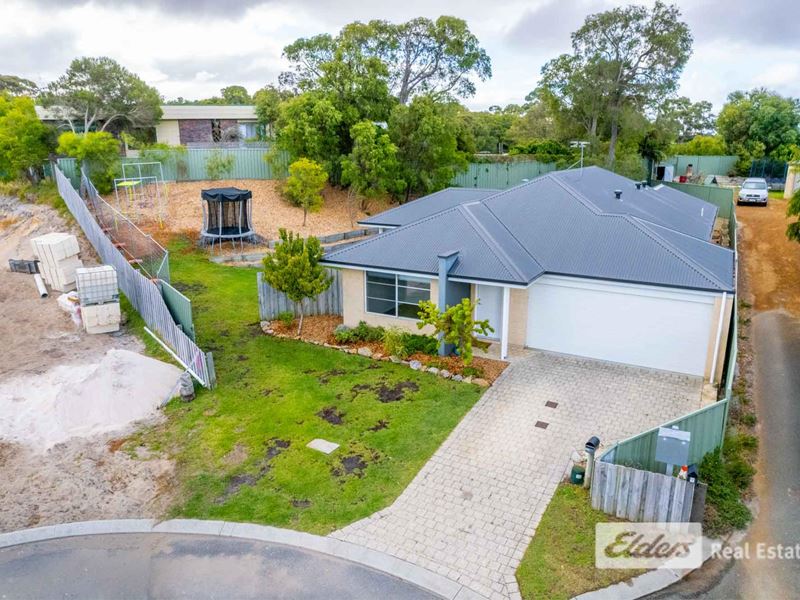 5 Finch Court, Little Grove